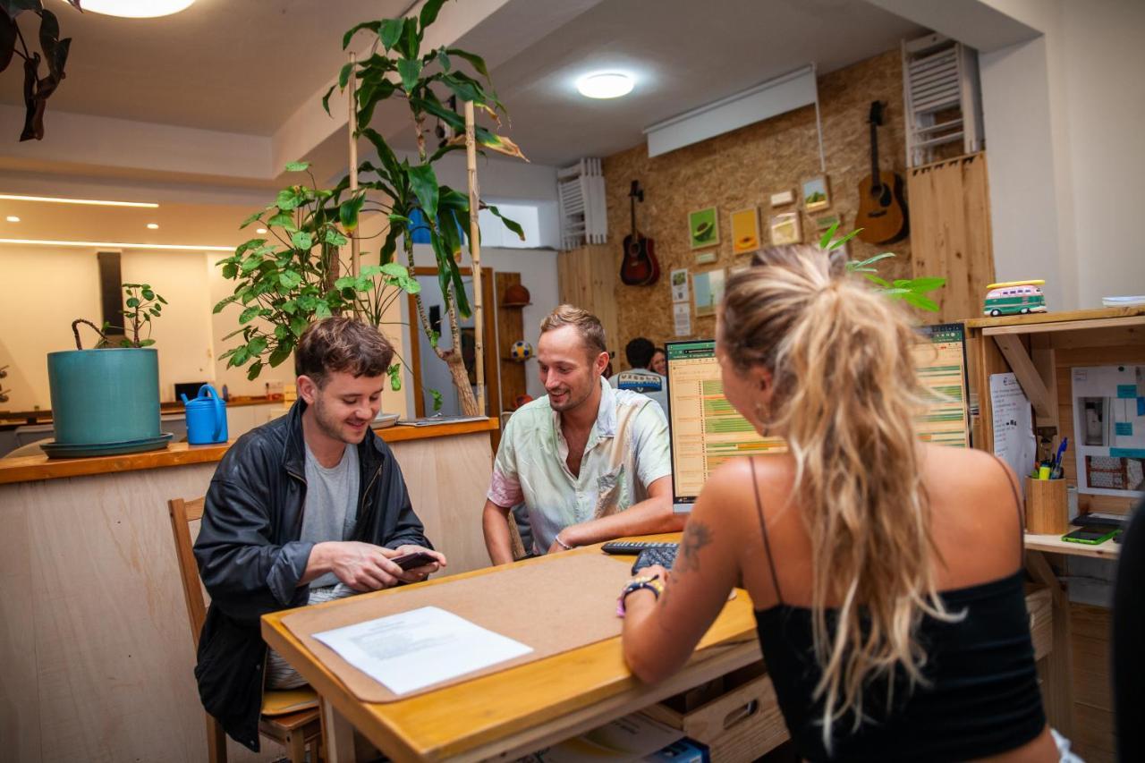 La Ventana Azul Surf Hostel Лас-Пальмас-де-Гран-Канария Экстерьер фото